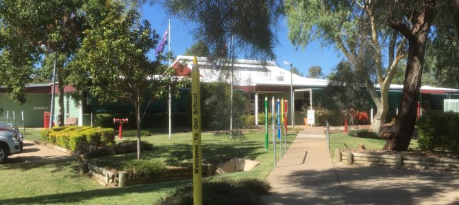 Longreach School of Distance Education