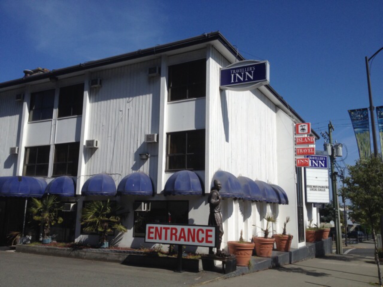 Island Travel Inn
