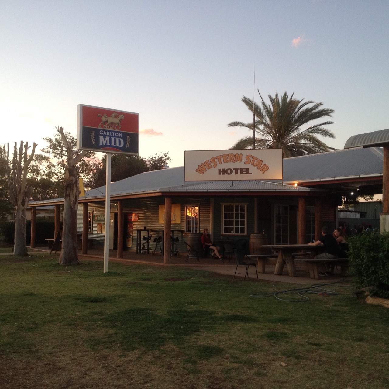 Tea at the Windorah pub