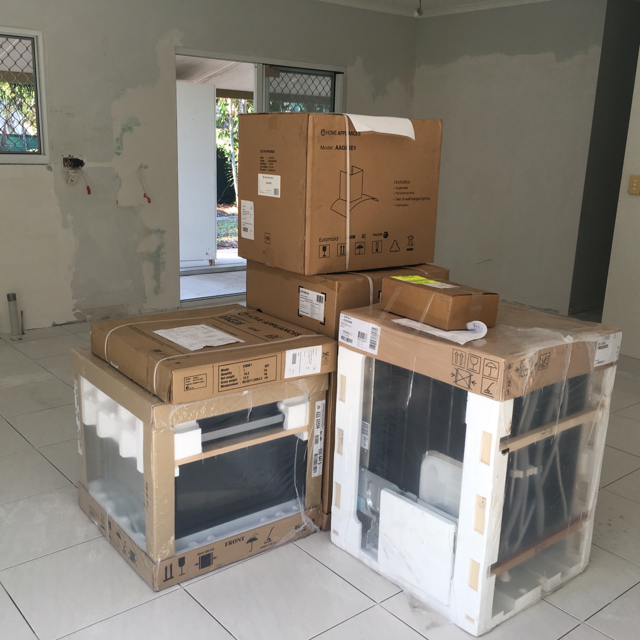 Kitchen Appliances Arrive