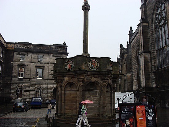 Mercat Cross