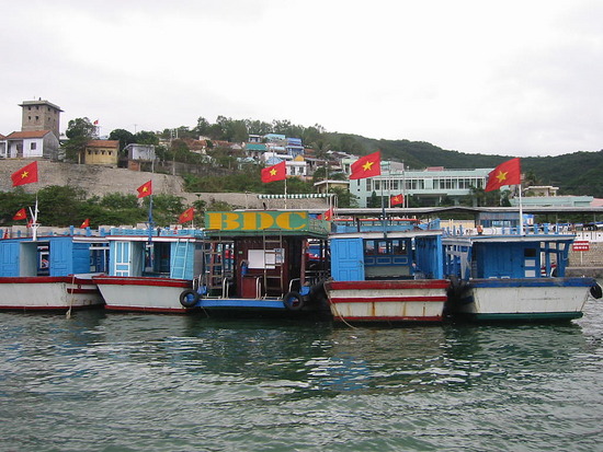 Cruise Boats