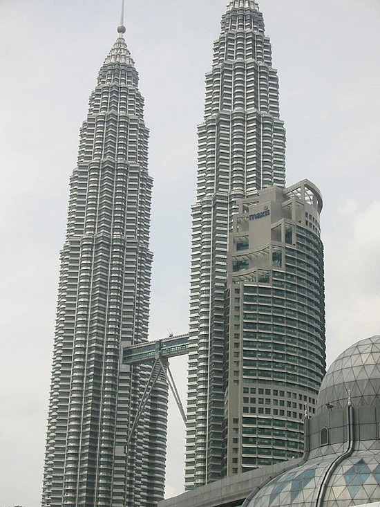 Petronis Towers