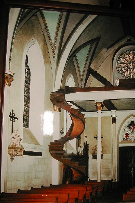 Spiral staircase