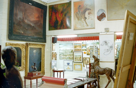 Pro Hart's Studio