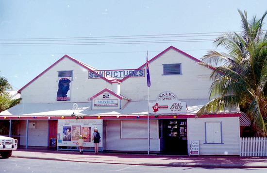 Sun picture theatre